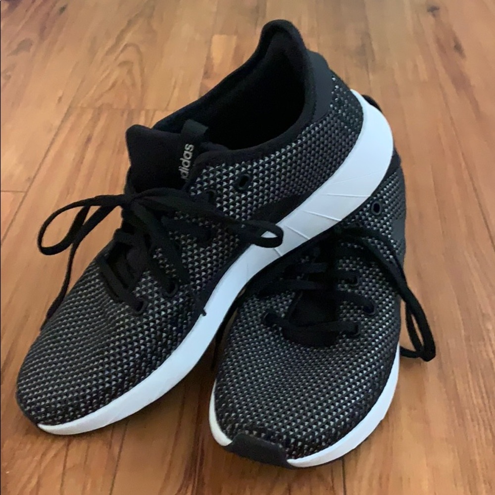 Adidas women’s Questar X BYD running shoes